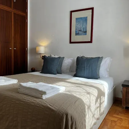 Center House With Garden * Cascais